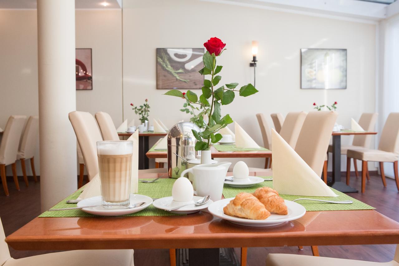 Plaza Suites Rüsselsheim Extérieur photo
