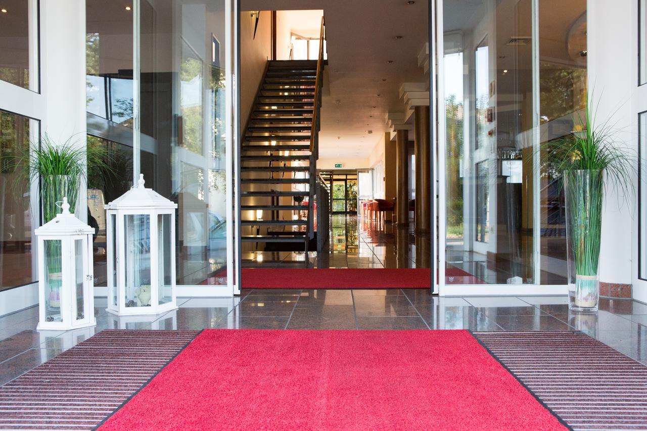 Plaza Suites Rüsselsheim Extérieur photo